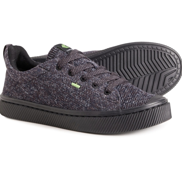 Cariuma Shoes - CARIUMA New Stone Black IBI Low Cut Casual Sneaker Women's Sizes 7.5, 8, 9